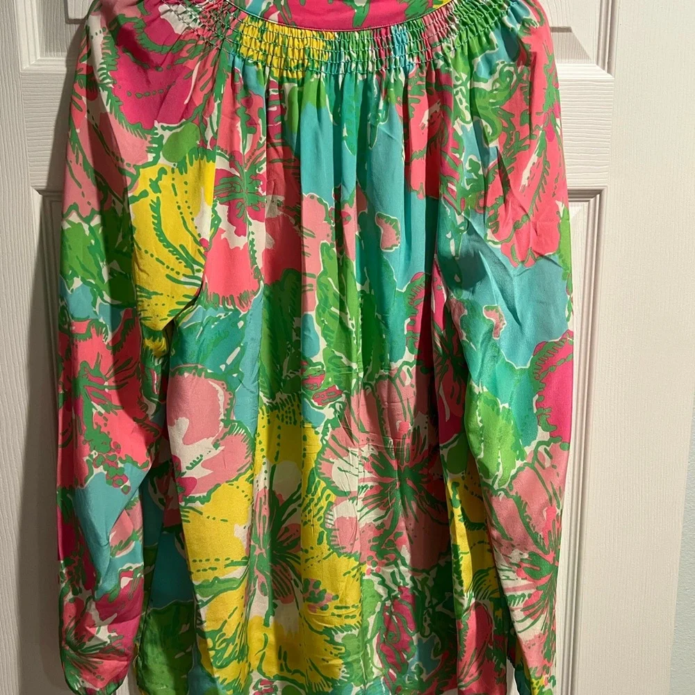 Lilly Pulitzer silk blouse - Picture 3 of 3